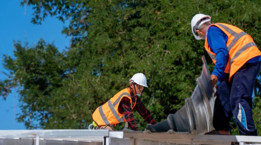 Roof repair in Stinnett, TX